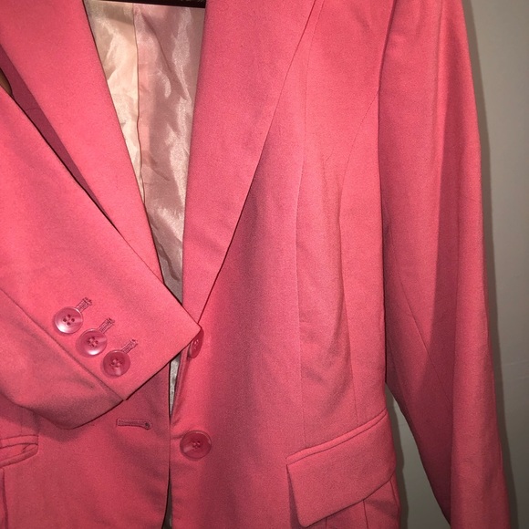 Business Pink Blazer - Picture 5 of 6